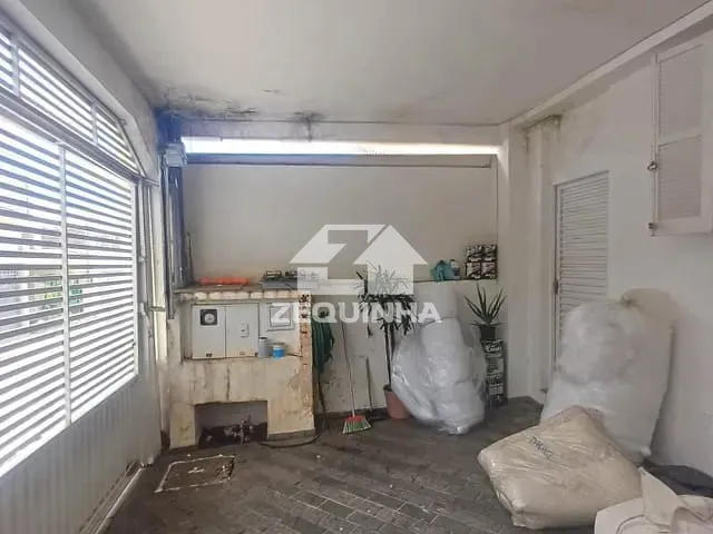 Casa com 160m² 3 quartos e 2 banheiros, à venda, no bairro Parque Continental em São Paulo