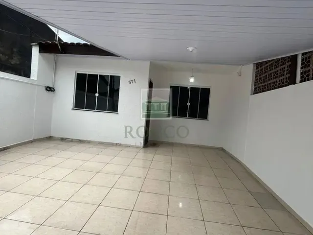 Casa 2 quartos e 1 banheiro, para alugar, no bairro Quississana em São José Dos Pinhais