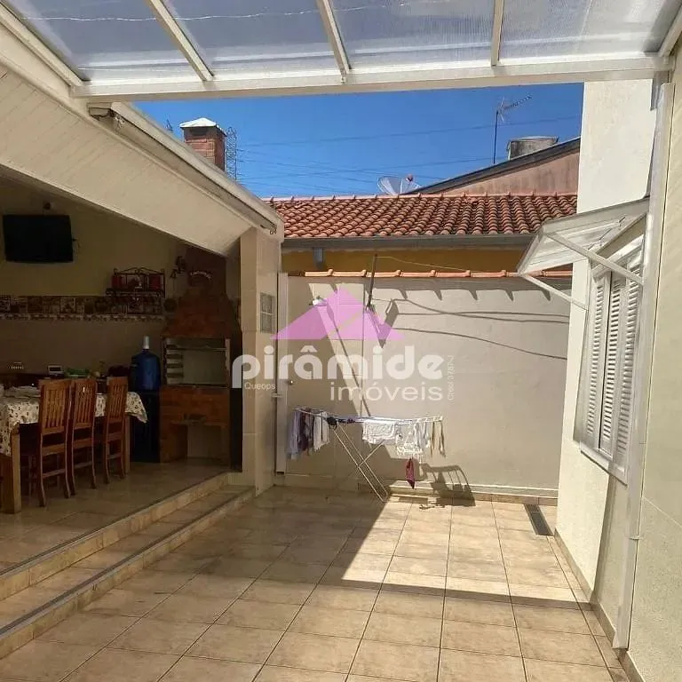 Casa, 3 quartos, 250 m² - Foto 17