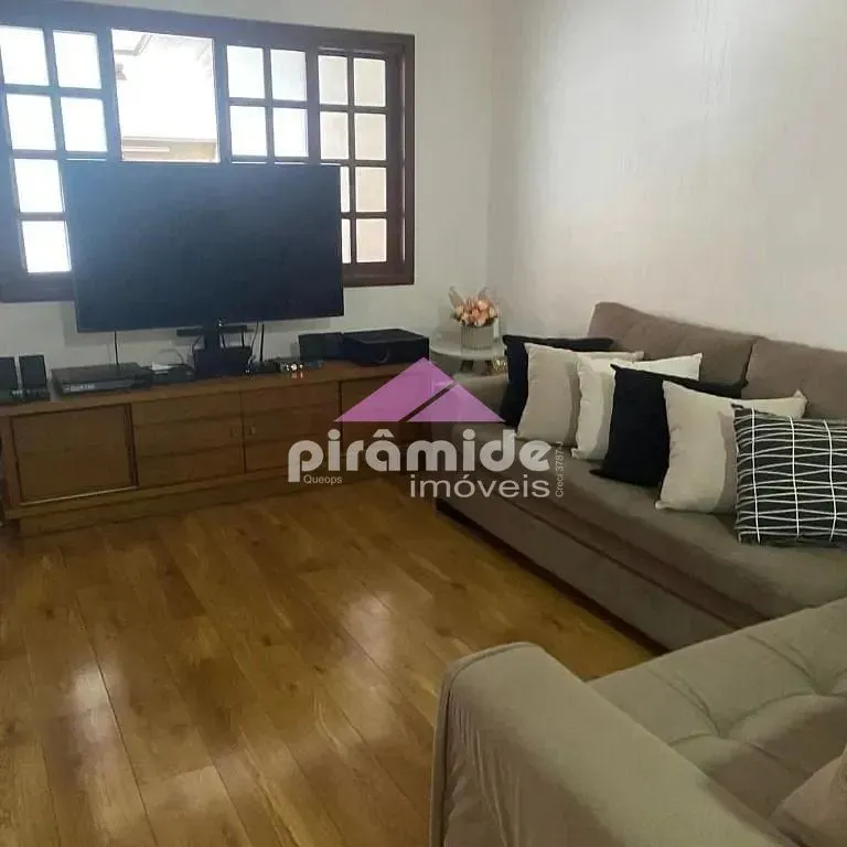 Casa, 3 quartos, 250 m² - Foto 1