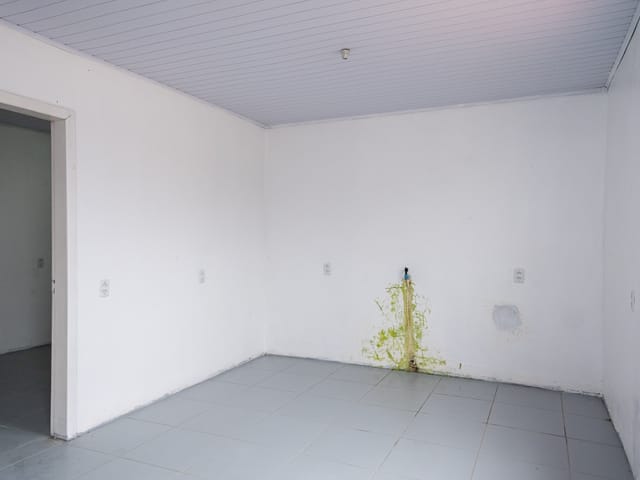 Casa 3 quartos e 1 banheiro, para alugar, no bairro Três Vendas em Pelotas