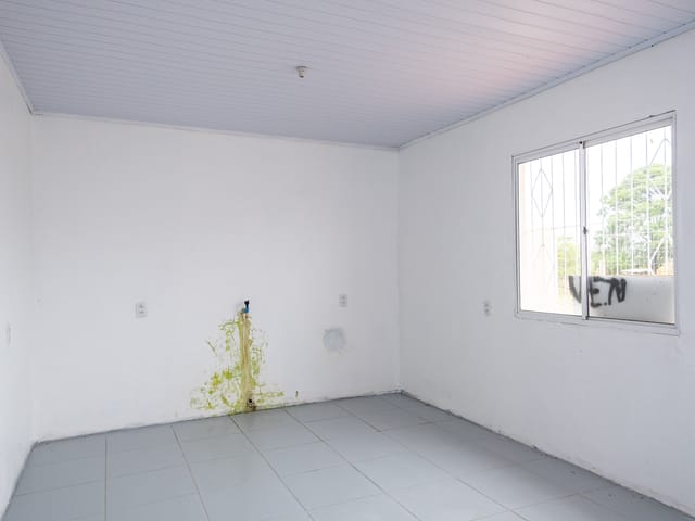 Casa 3 quartos e 1 banheiro, para alugar, no bairro Três Vendas em Pelotas