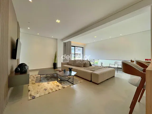 Casa com 371m² 3 quartos e 2 banheiros, à venda, no bairro Garças em Belo Horizonte