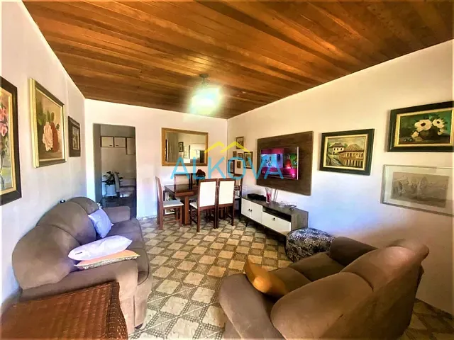 Casa com 250m² 3 quartos e 1 banheiro, à venda, no bairro Jardim Satélite em São José dos Campos