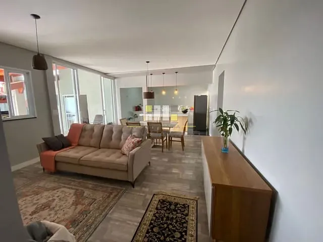 Casa com 250m² 3 quartos e 2 banheiros, à venda, no bairro Parque Residencial Casarão em Sumaré