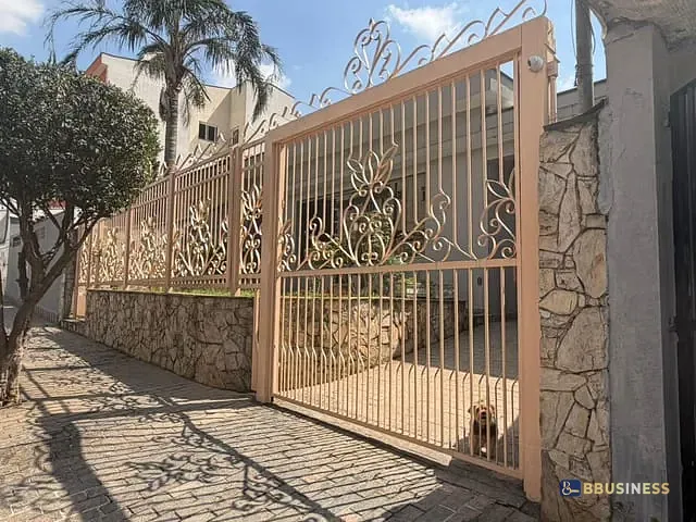 Casa 3 quartos e 2 banheiros, à venda, no bairro Vila São Pedro em Santo André