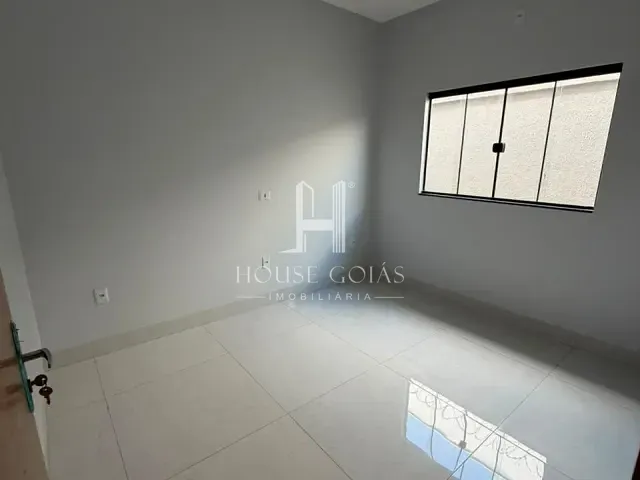 Casa 3 quartos e 2 banheiros, à venda, no bairro Cidade Satélite São Luiz em Aparecida de Goiânia