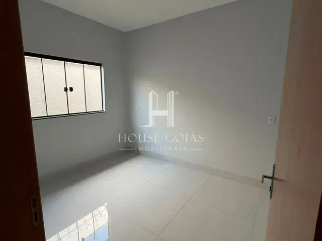 Casa 3 quartos e 2 banheiros, à venda, no bairro Cidade Satélite São Luiz em Aparecida de Goiânia