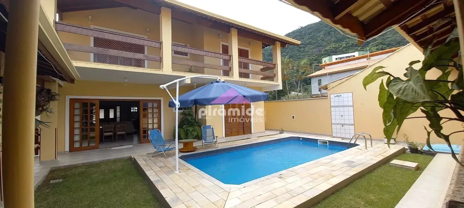 Casa, 6 quartos, 277 m² - Foto 1