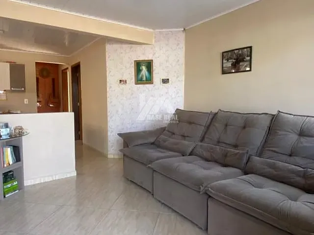 Casa 2 quartos e 1 banheiro, à venda, no bairro Vila Bela em Guarapuava