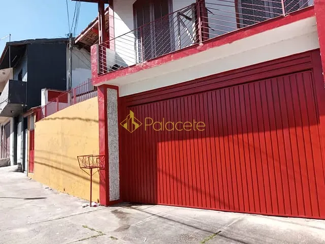 Casa com 328m² 3 quartos e 2 banheiros, à venda, no bairro Maria Áurea em Pindamonhangaba