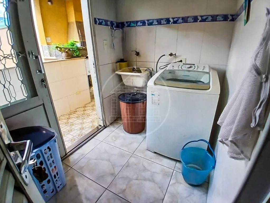 Casa, 6 quartos, 240 m² - Foto 17