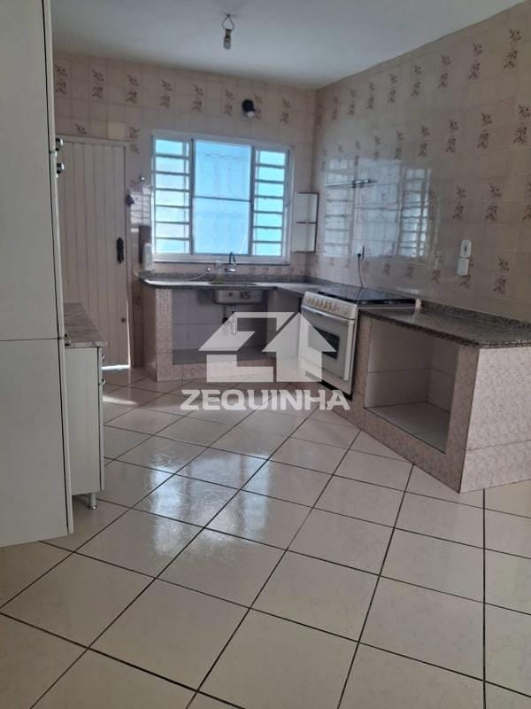 Casa, 3 quartos, 180 m² - Foto 12