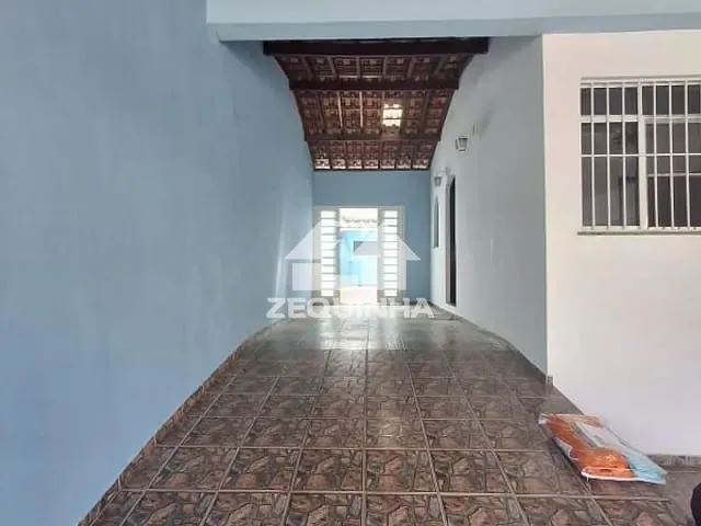 Casa com 250m² 3 quartos e 3 banheiros, para alugar, no bairro Adalgisa em Osasco