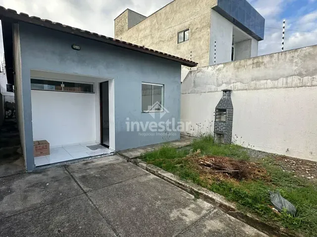 Casa 3 quartos e 1 banheiro, à venda, no bairro Três Irmãs em Campina Grande