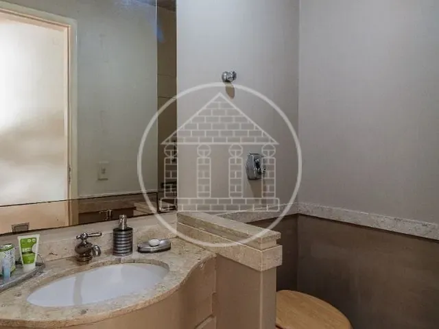 Casa com 420m² 4 quartos e 4 banheiros, à venda, no bairro Jardim Panorama em São Paulo