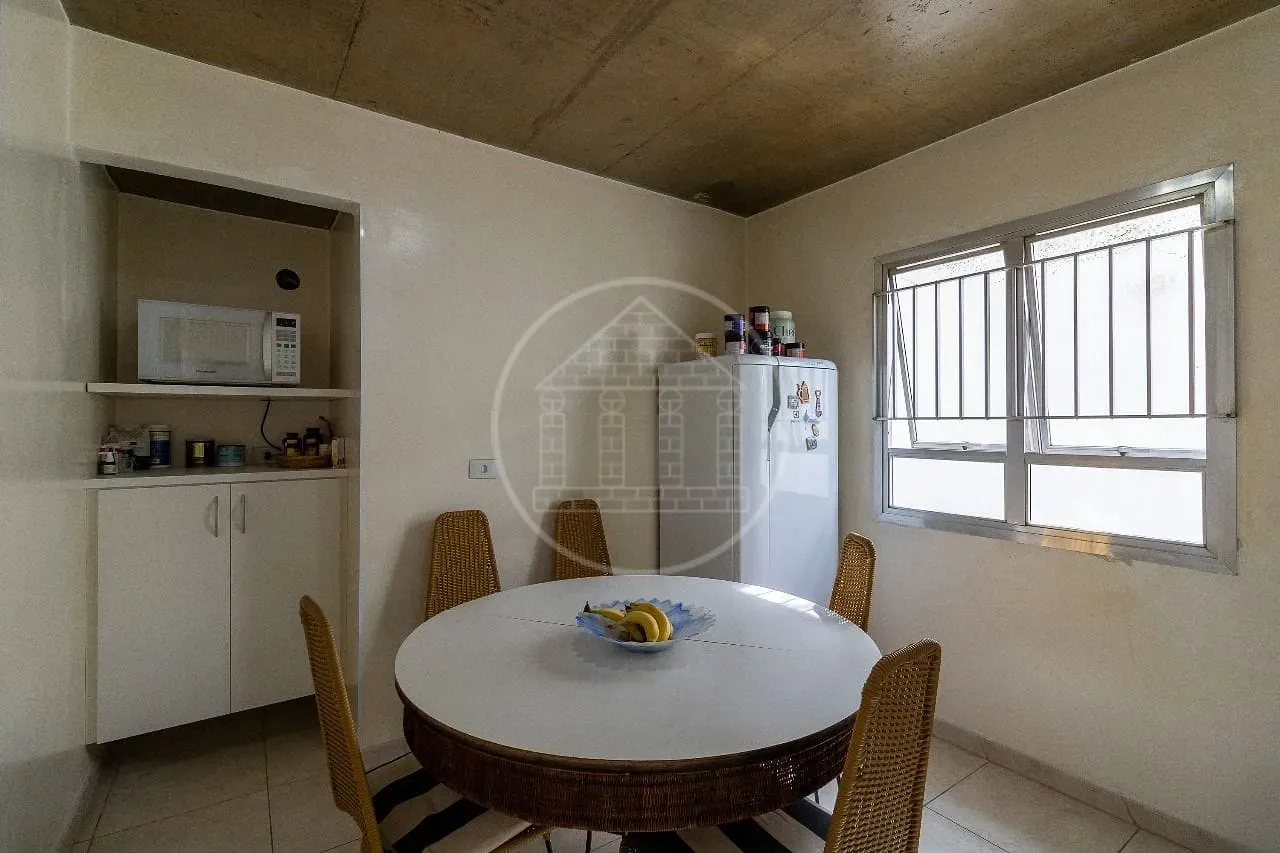 Casa, 4 quartos, 240 m² - Foto 2
