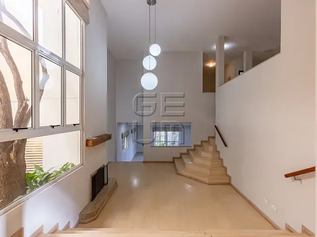 Casa com 590m² 3 quartos e 4 banheiros, para alugar, no bairro Gleba Fazenda Palhano em Londrina