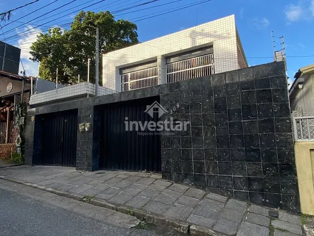 Casa para alugar, no bairro Centro em Campina Grande