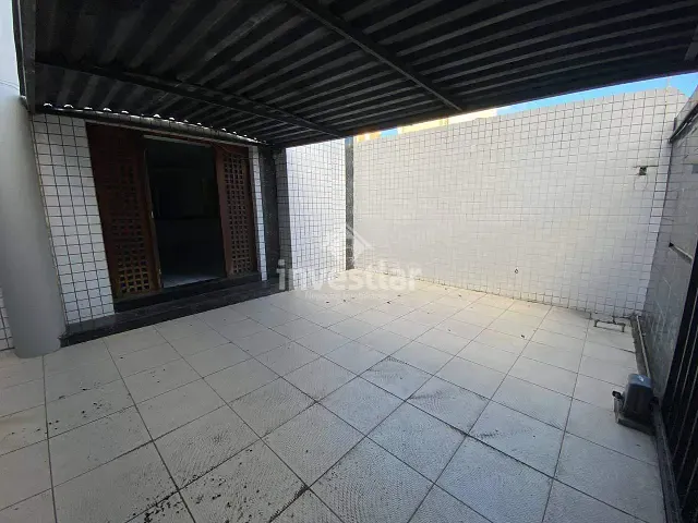 Casa para alugar, no bairro Centro em Campina Grande