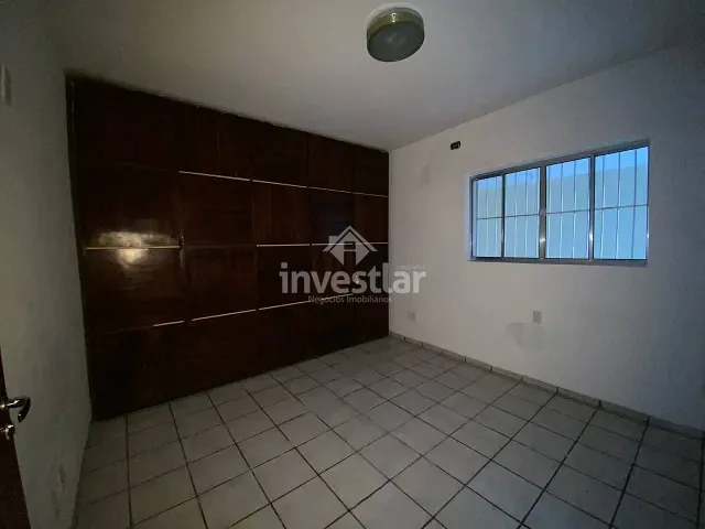 Casa para alugar, no bairro Centro em Campina Grande