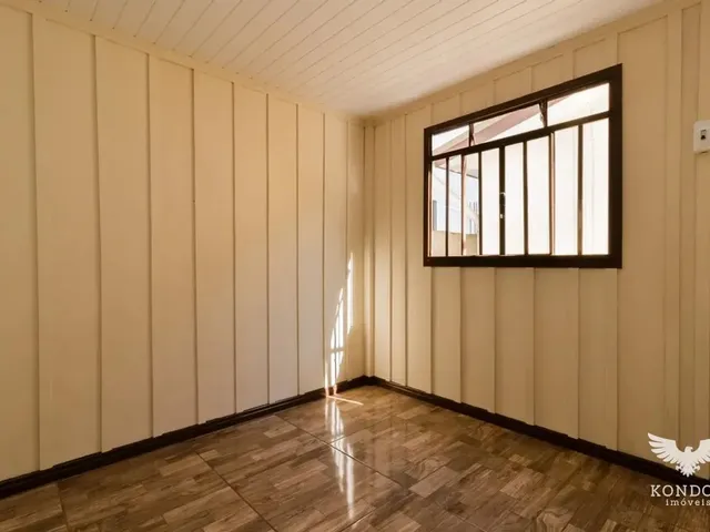Casa 3 quartos e 1 banheiro, para alugar, no bairro Butiatuvinha em Curitiba