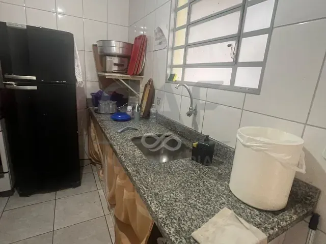 Casa 3 quartos e 5 banheiros, à venda, no bairro Jardim Cruzeiro do Sul em Jaguariúna