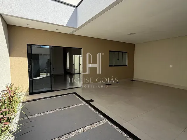 Casa com 188m² 3 quartos e 2 banheiros, à venda, no bairro Vila Brasília em Aparecida de Goiânia