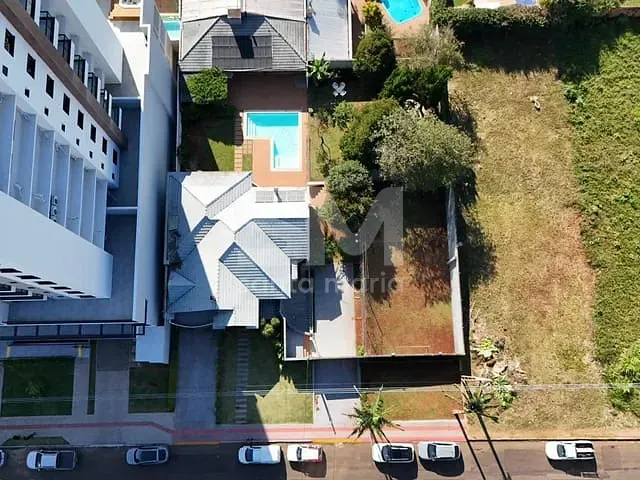 Casa 3 quartos e 3 banheiros, para alugar, no bairro Jardim Itália em Chapecó