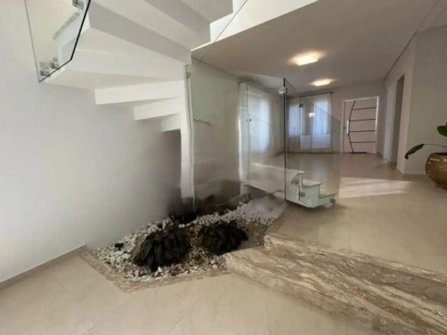 Casa com 250m² 4 quartos e 3 banheiros, à venda, no bairro Urbanova em São José dos Campos