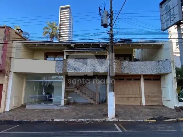 Casa 4 quartos e 2 banheiros, à venda, no bairro Centro em Chapecó