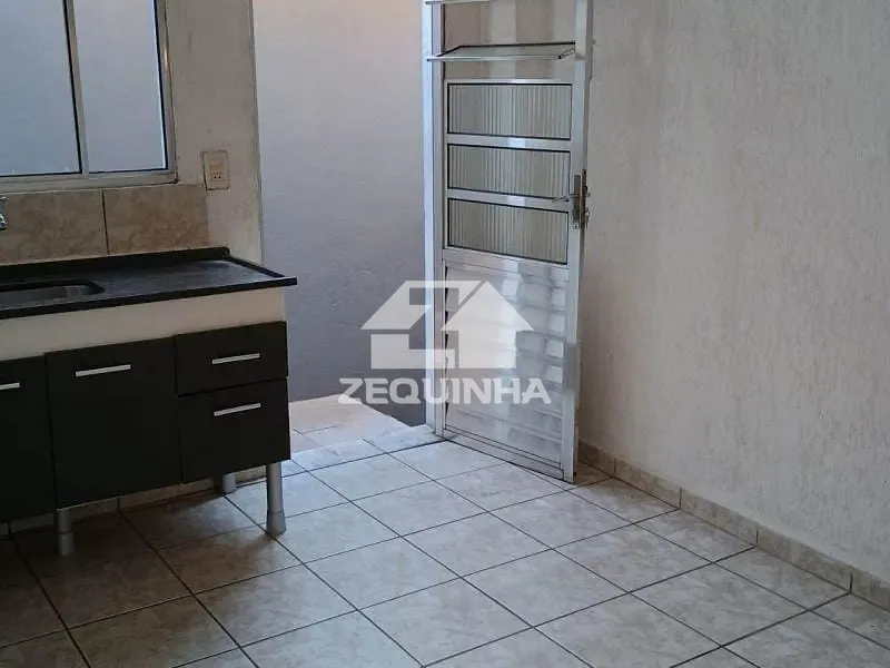 Casa, 1 quarto, 35 m² - Foto 1
