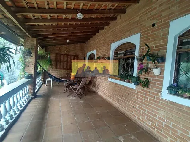 Casa com 420m², à venda, no bairro Vila Santa Isabel em Campinas