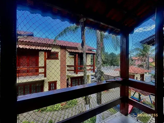 Casa com 78m² 2 quartos e 3 banheiros, para alugar, no bairro Maitinga em Bertioga