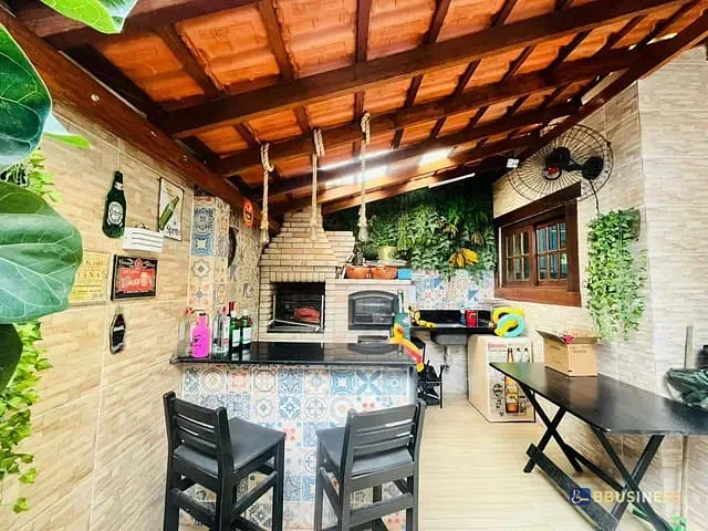 Casa com 78m² 2 quartos e 3 banheiros, para alugar, no bairro Maitinga em Bertioga