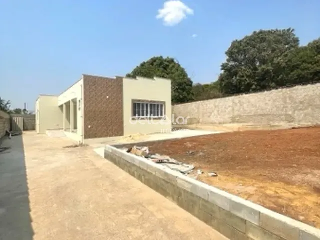 Casa com 450m² 2 quartos e 1 banheiro, para alugar, no bairro Cachoeira em São José da Lapa