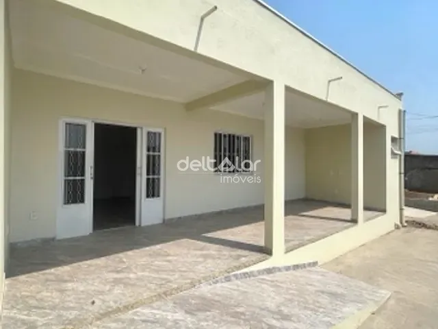 Casa com 450m² 2 quartos e 1 banheiro, para alugar, no bairro Cachoeira em São José da Lapa
