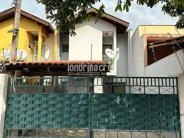 Casa à venda, no bairro Vila Siam em Londrina