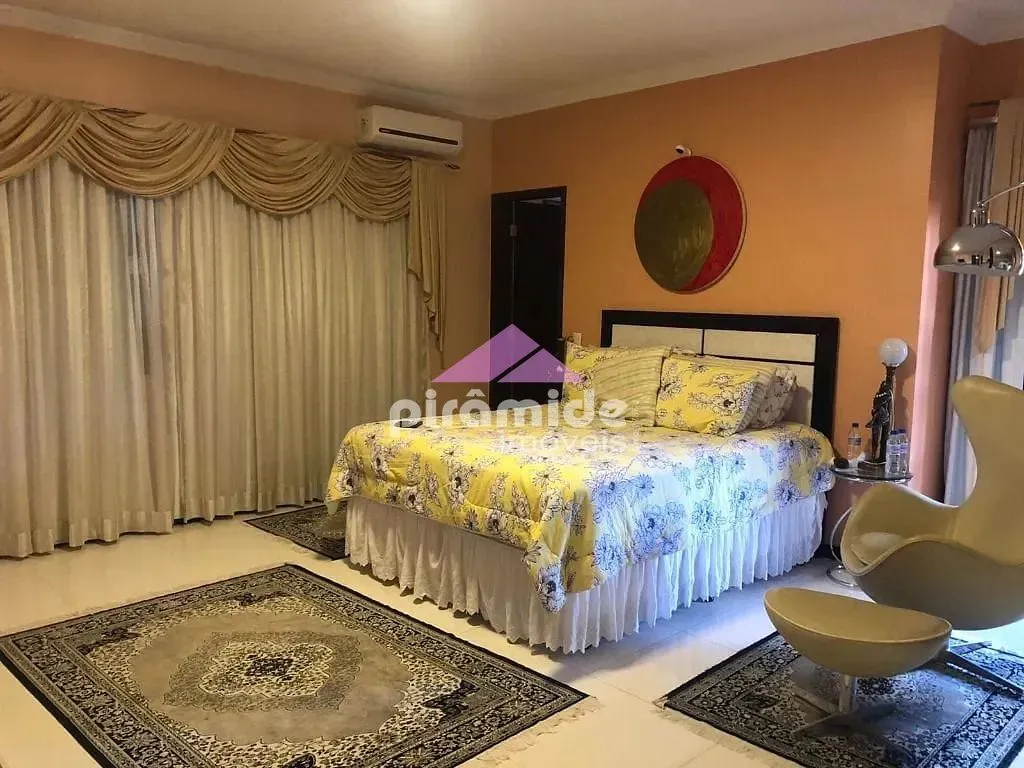 Casa, 3 quartos, 300 m² - Foto 13