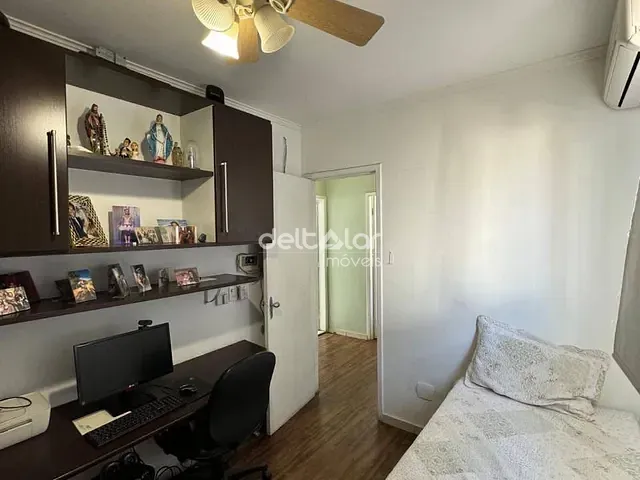 Casa 3 quartos e 2 banheiros, à venda, no bairro Castelo em Belo Horizonte