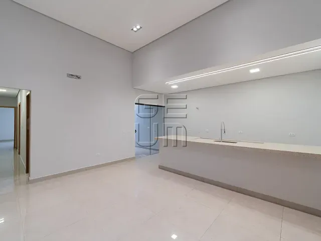 Casa com 150m² 3 quartos e 3 banheiros, à venda, no bairro Bandeirantes em Londrina