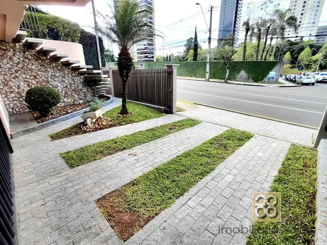 Casa 3 quartos e 1 banheiro, para alugar, no bairro Mossunguê em Curitiba