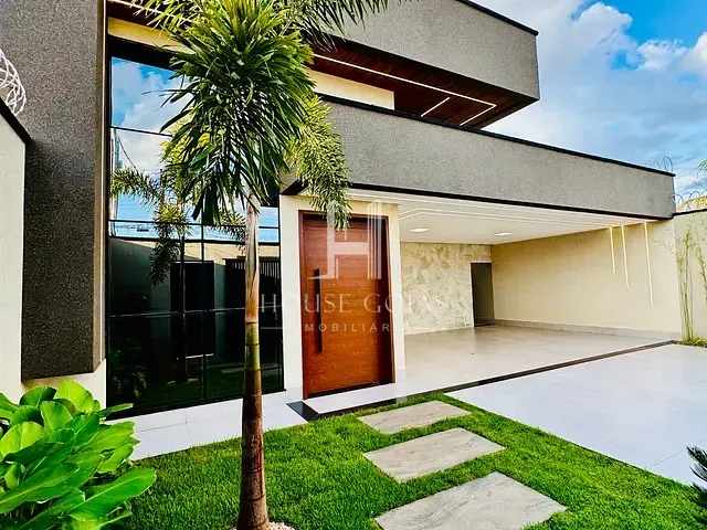 Casa com 360m² 3 quartos e 4 banheiros, à venda, no bairro Jardim Ipê em Goiânia