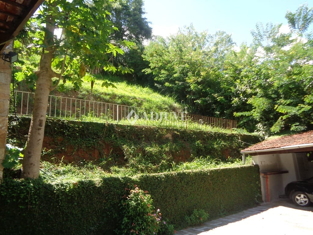 Casa à venda com 3 quartos, 200m² - Foto 21