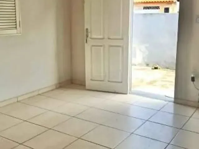 Casa com 112m² 2 quartos e 1 banheiro, à venda, no bairro Parque Leopoldina em Campos dos Goytacazes