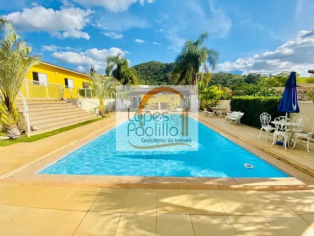 Casa com 2500m² 4 quartos e 6 banheiros, à venda, no bairro Jardim dos Pinheiros em Atibaia