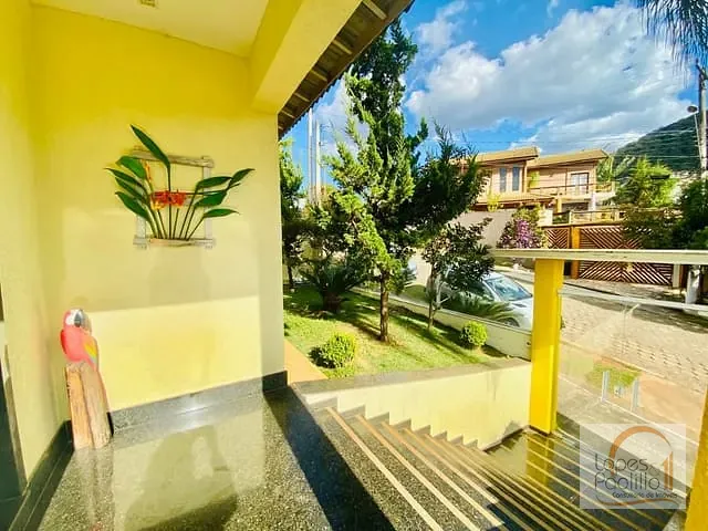 Casa com 2500m² 4 quartos e 6 banheiros, à venda, no bairro Jardim dos Pinheiros em Atibaia