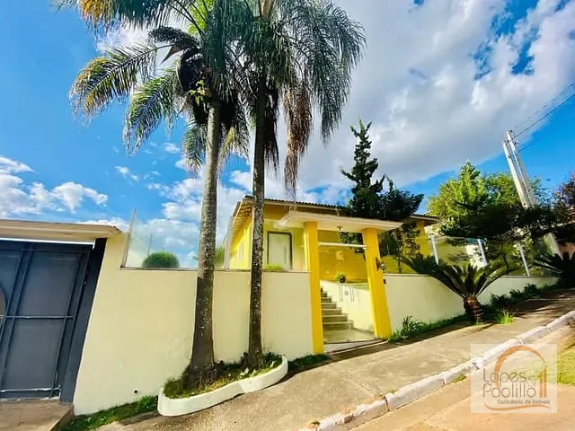 Casa com 2500m² 4 quartos e 6 banheiros, à venda, no bairro Jardim dos Pinheiros em Atibaia