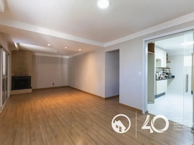 Casa 2 quartos e 3 banheiros, para alugar, no bairro Lindóia em Curitiba