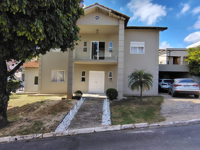 Casa com 470m² 3 quartos e 5 banheiros, à venda, no bairro Tarumã em Santana de Parnaíba
